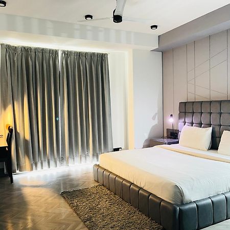 Bedchambers Serviced Apartments, Mg Road Gurgaon Exterior foto