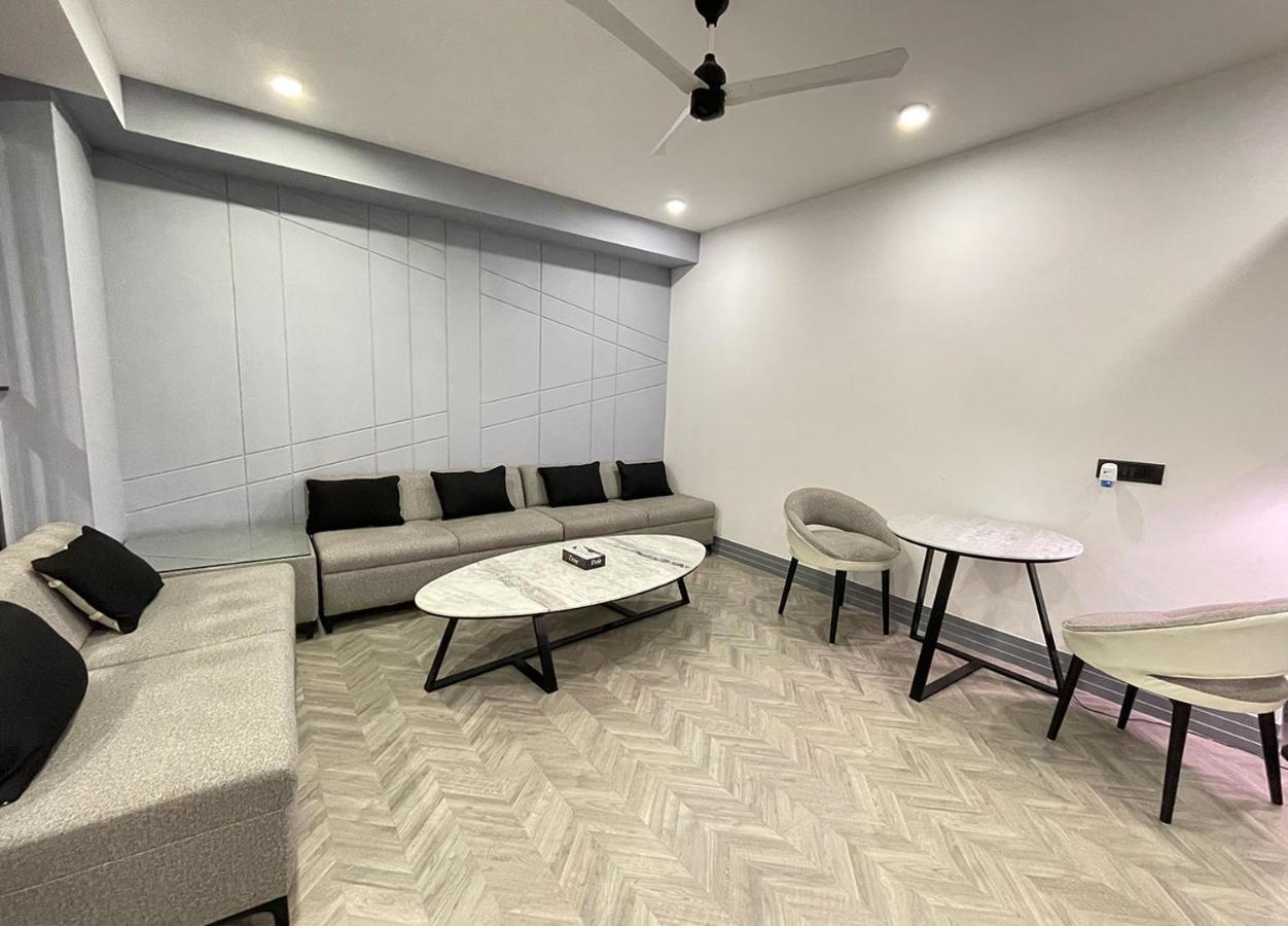 Bedchambers Serviced Apartments, Mg Road Gurgaon Exterior foto